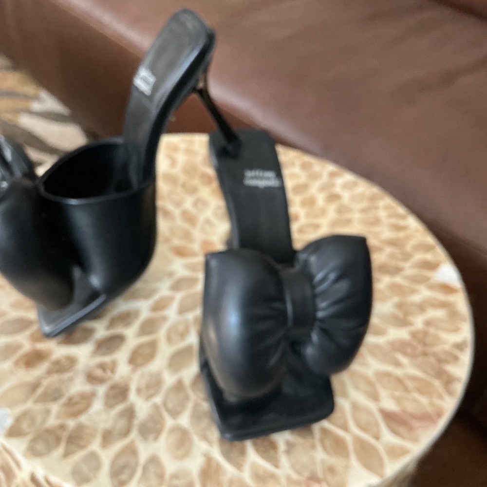 Jeffrey Campbell Bow Heels Black Leather - Picture 4 of 5